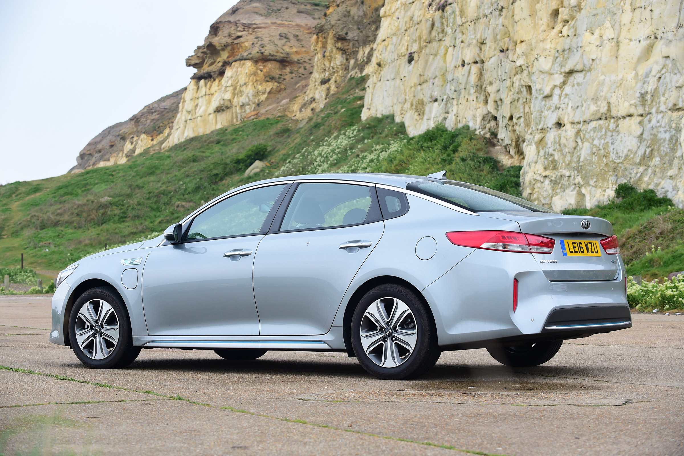 Kia Optima PHEV - rear static