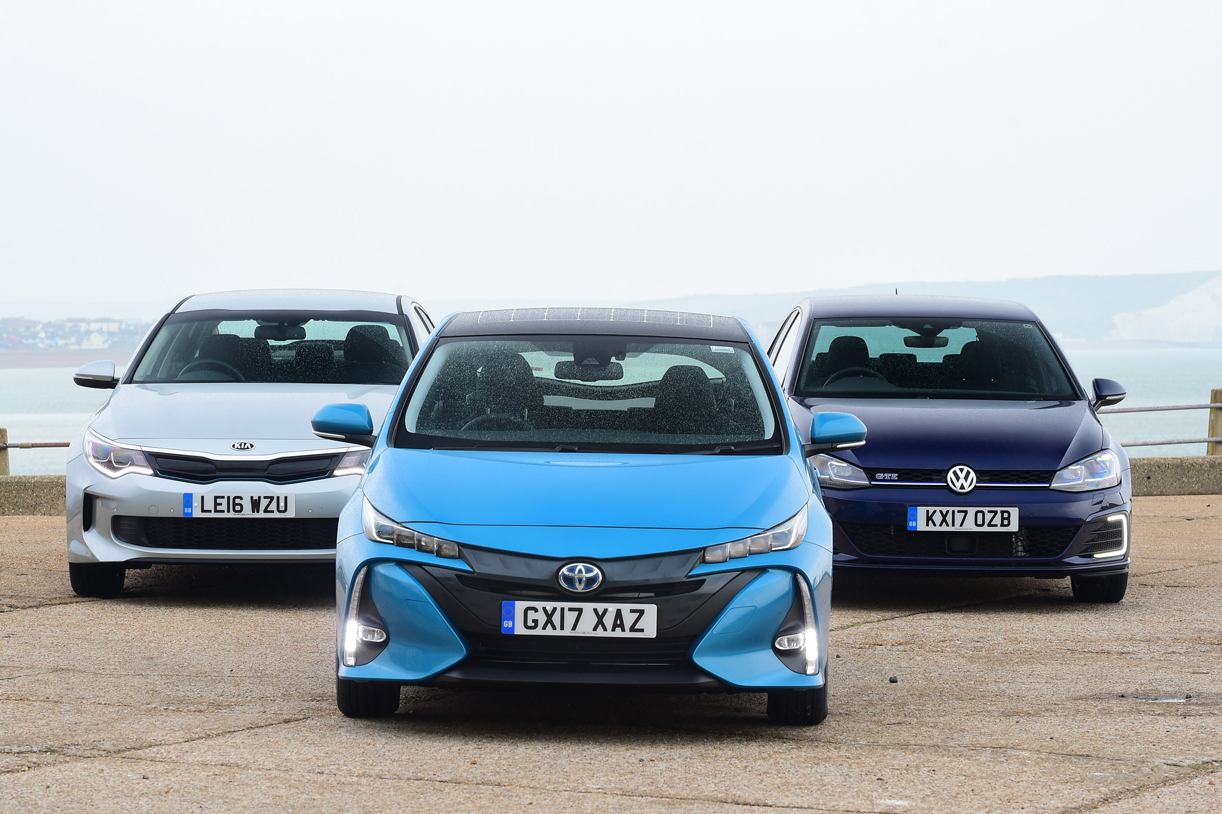 Toyota Prius Plug-in vs Kia Optima PHEV vs Volkswagen Golf GTE - group test