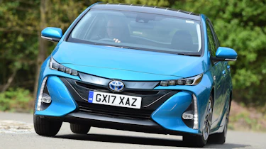 Toyota Prius Plug-in - front cornering
