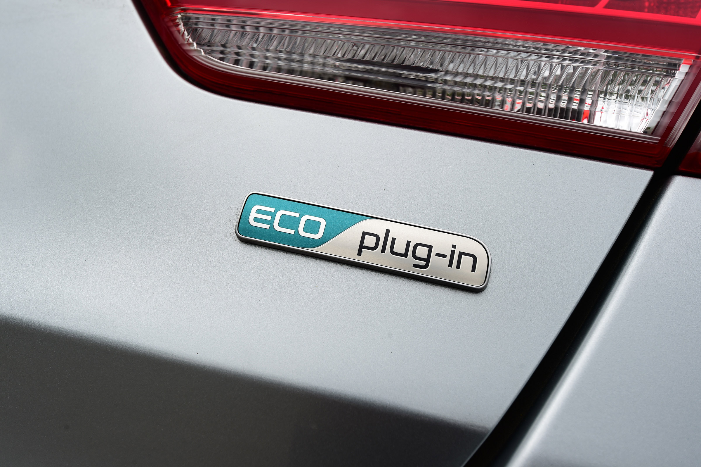Kia Optima PHEV - rear detail