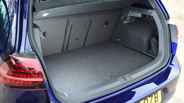 Volkswagen Golf GTE - boot