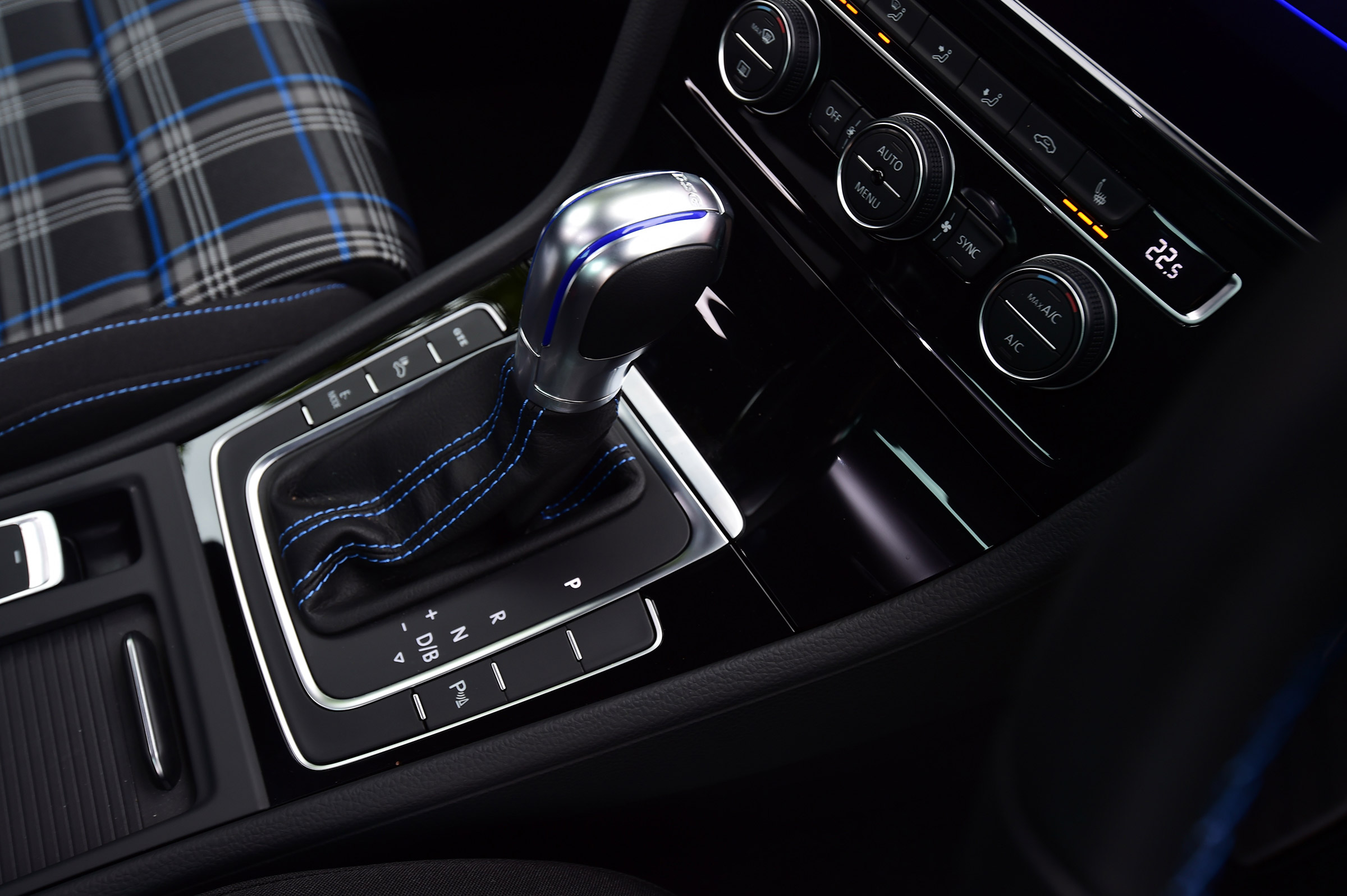 Volkswagen Golf GTE - transmission