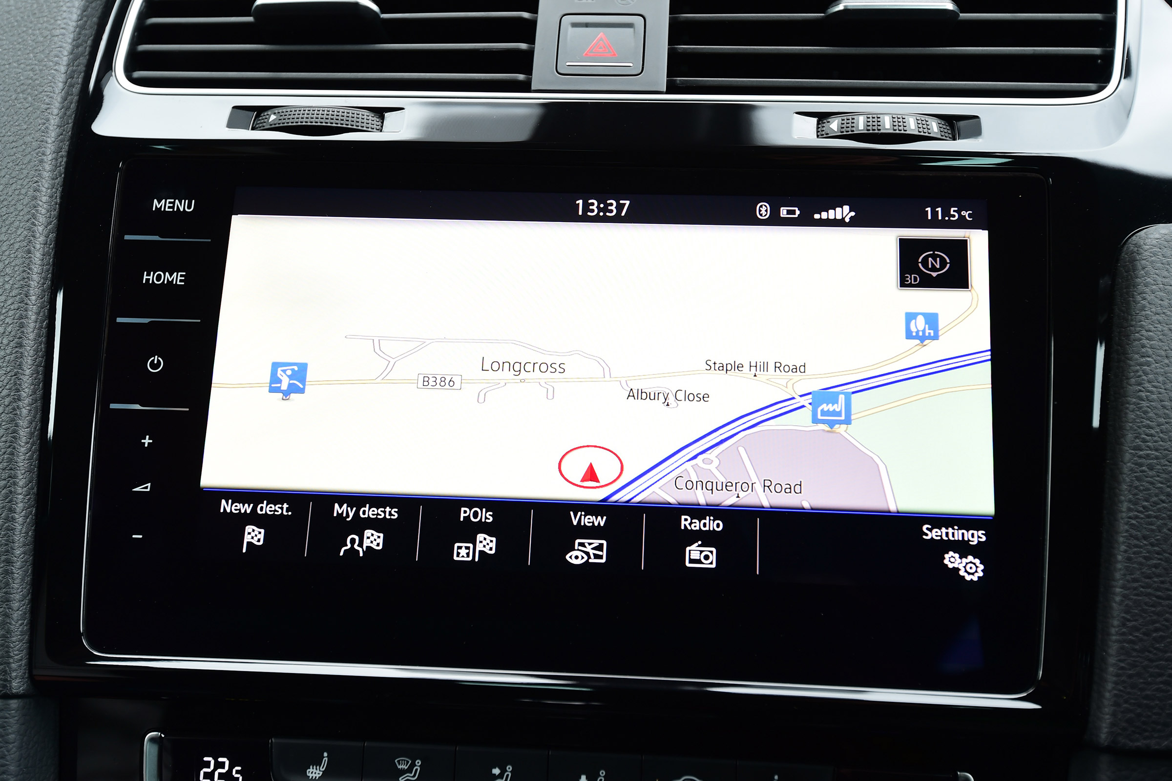 Volkswagen Golf GTE - sat-nav
