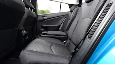 Toyota Prius Plug-in - seats