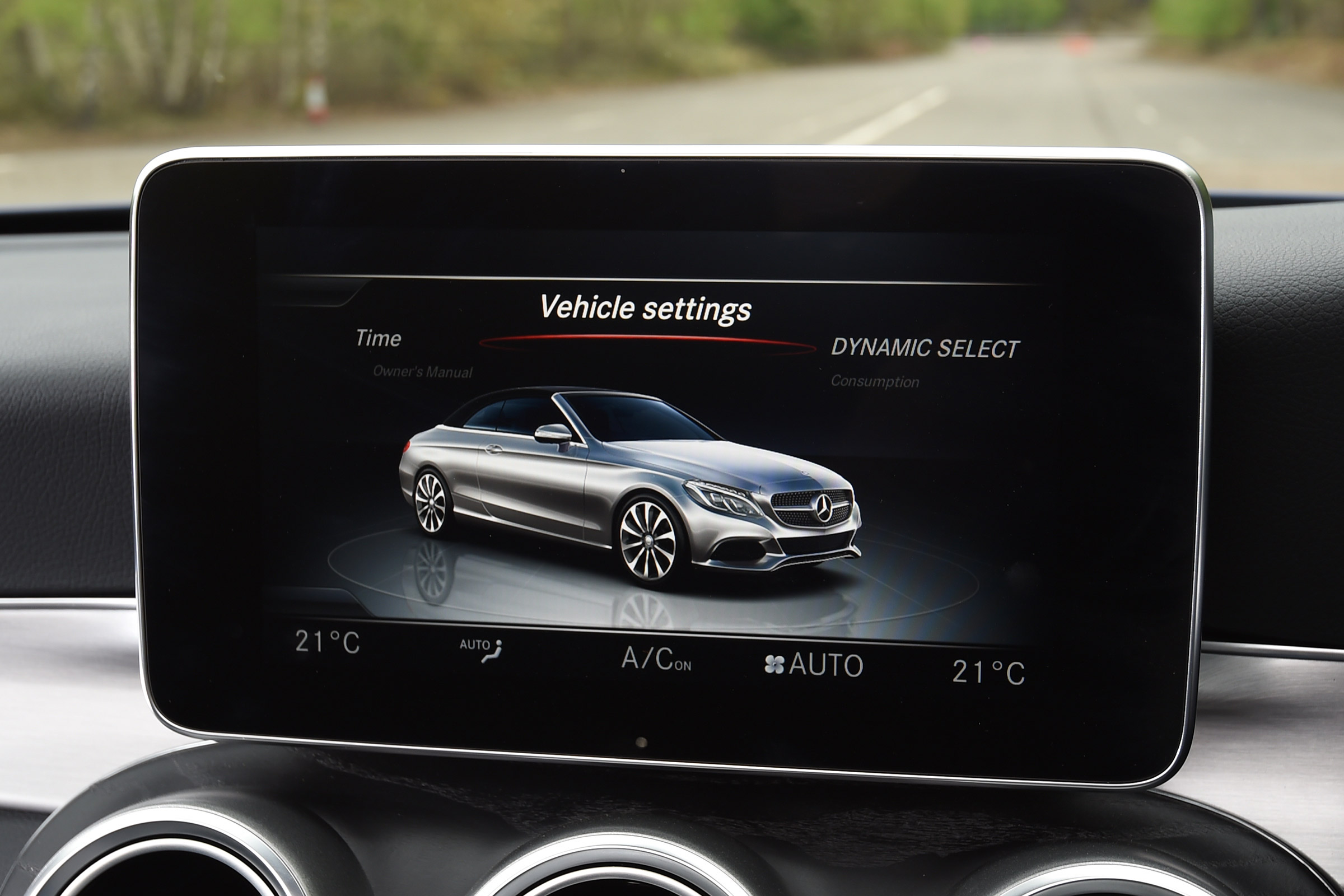Mercedes C-Class Cabriolet - drive select