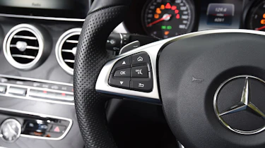 Mercedes C-Class Cabriolet - steering wheel detail