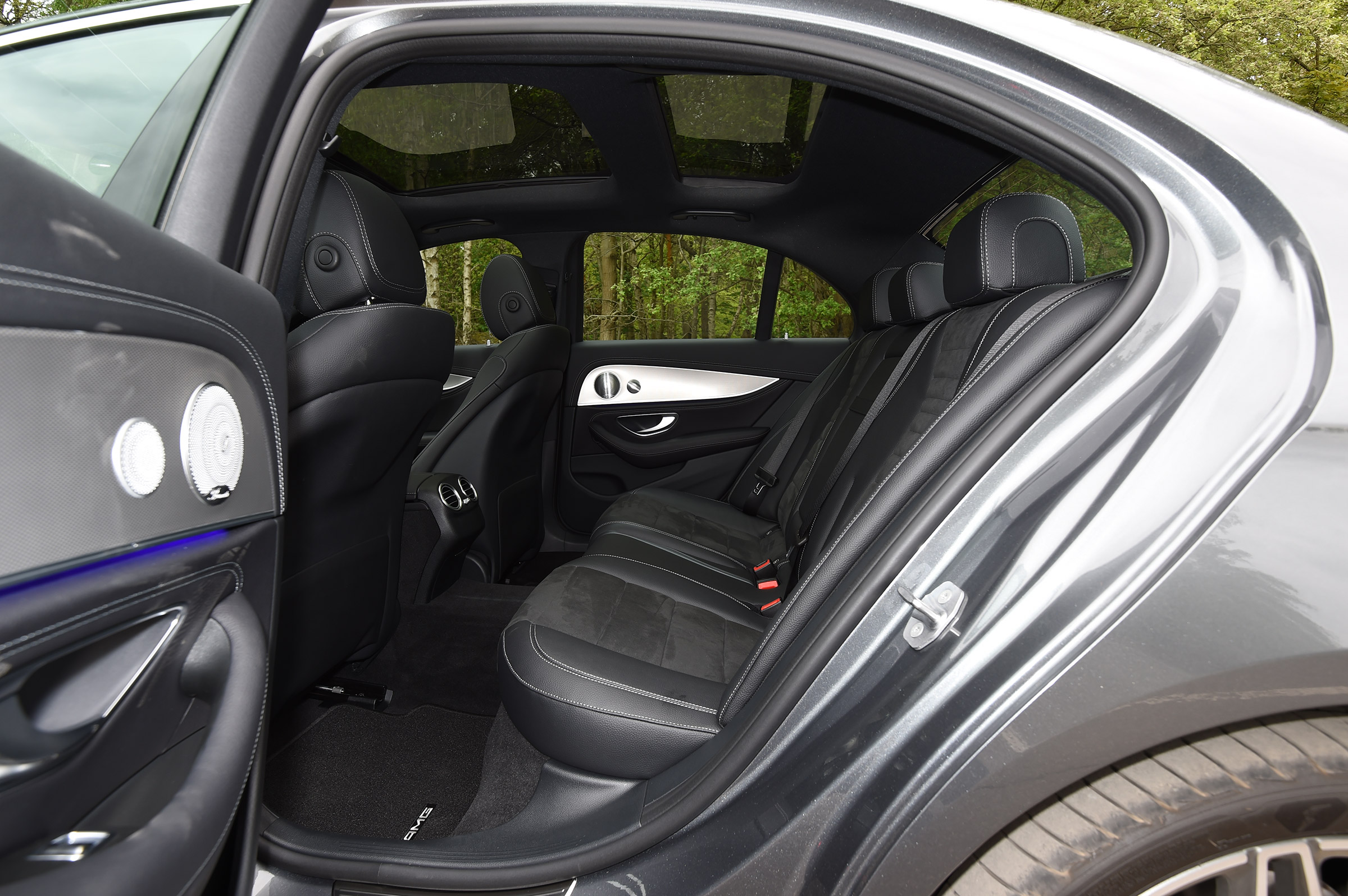 Mercedes E 350e - rear seats