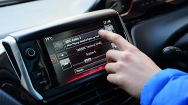 Peugeot 2008 long term - final report infotainment