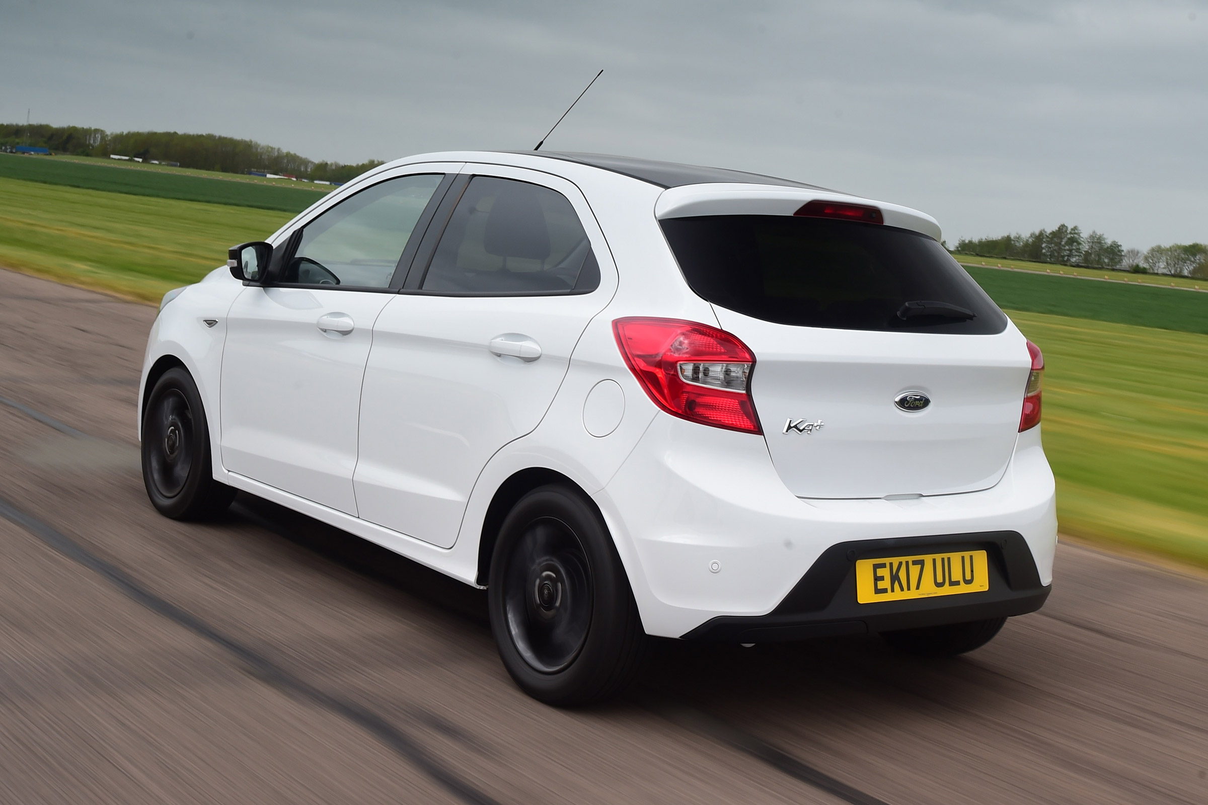 Ford Ka+ White Edition - rear