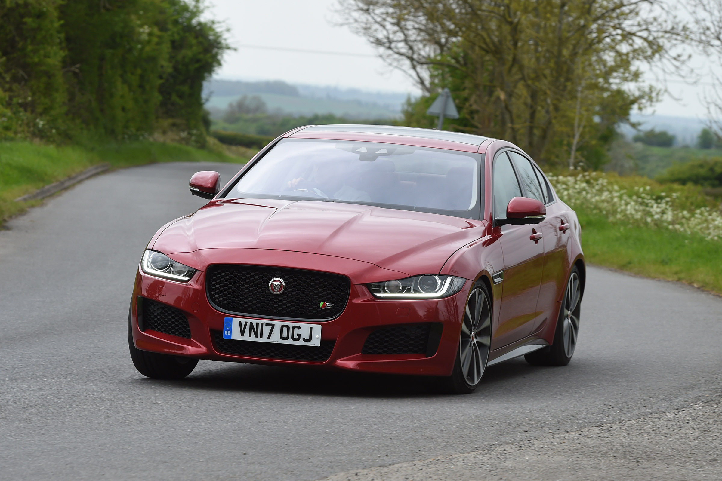 Jaguar XE S - front