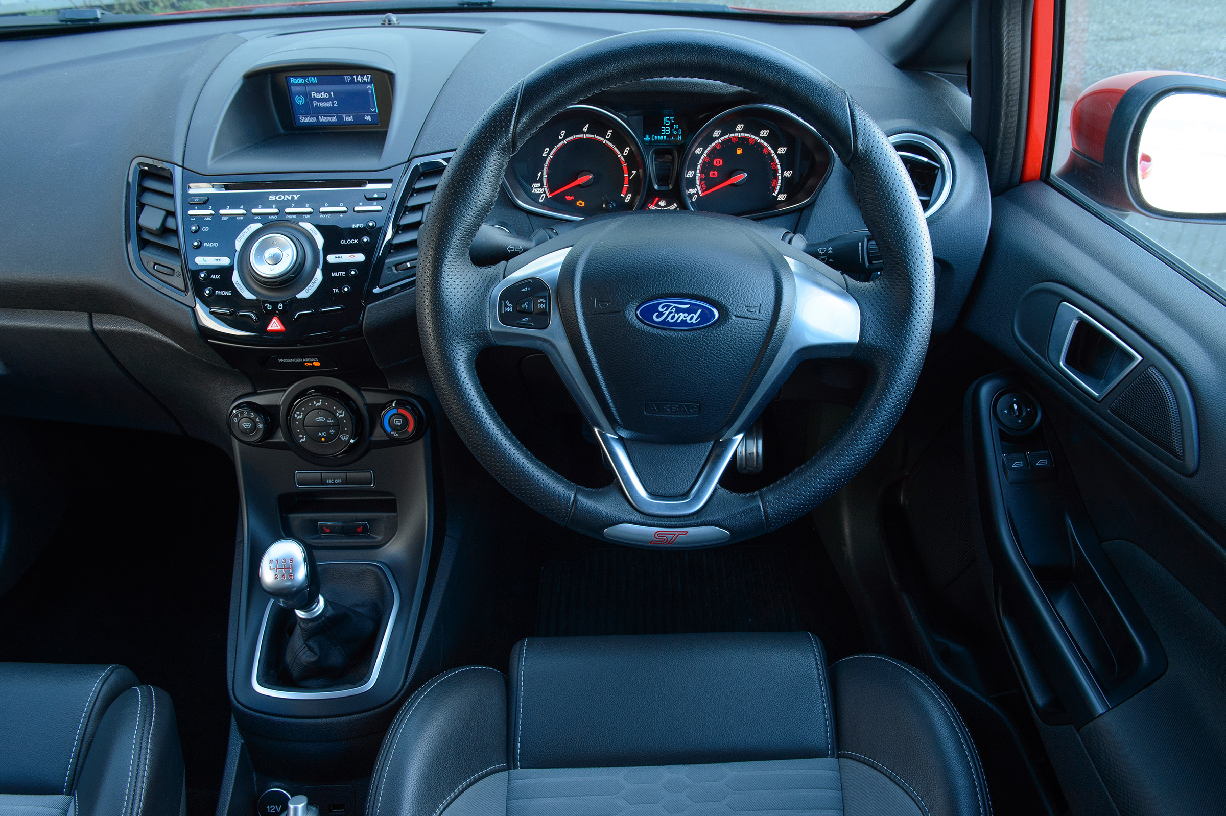 Used Ford Fiesta ST - dash