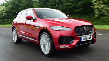 Jaguar F-Pace 3.0 V6D - front action