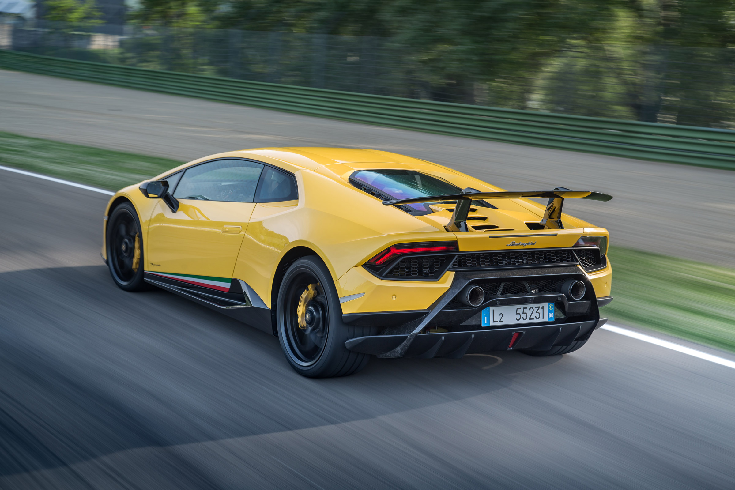  Lamborghini Huracan Performante 2017 review rear tracking
