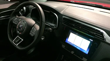 MG XS interior