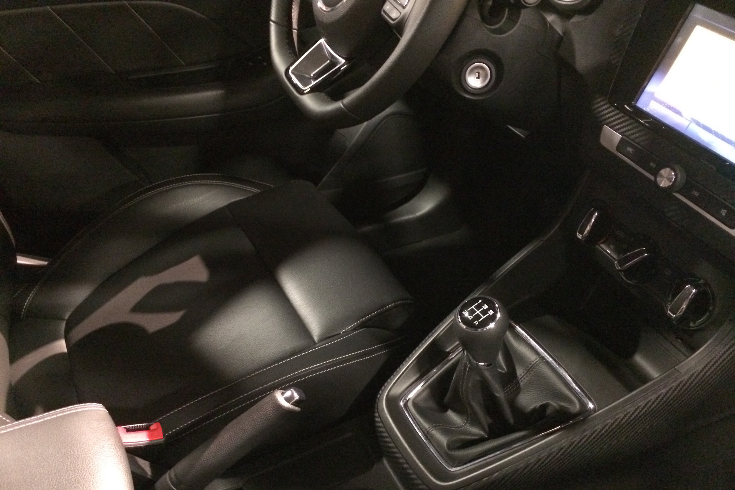 MG XS cabin