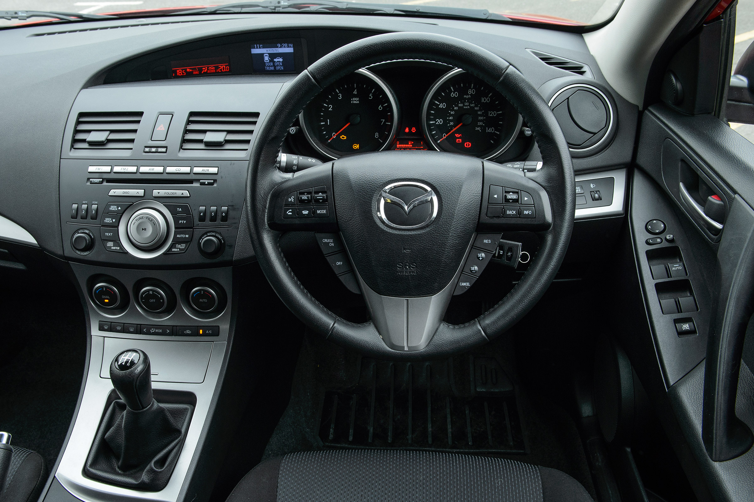 Used Mazda 3 - dash