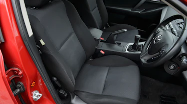 Used Mazda 3 - front seats