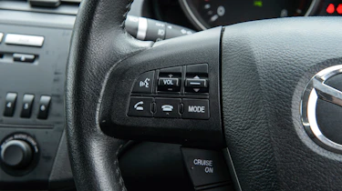 Used Mazda 3 - steering wheel detail