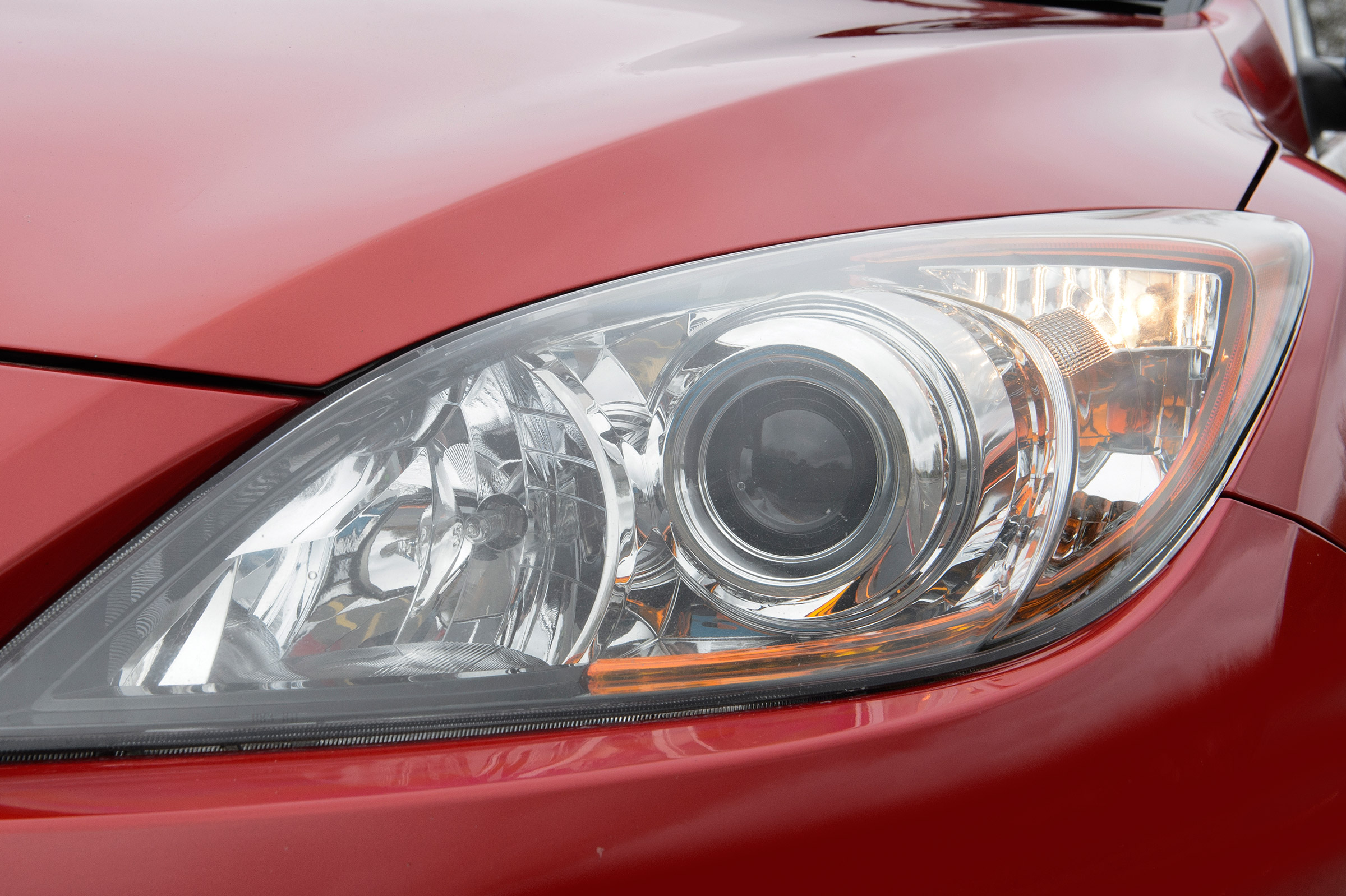 Used Mazda 3 - front light