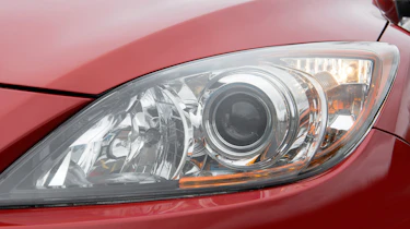 Used Mazda 3 - front light