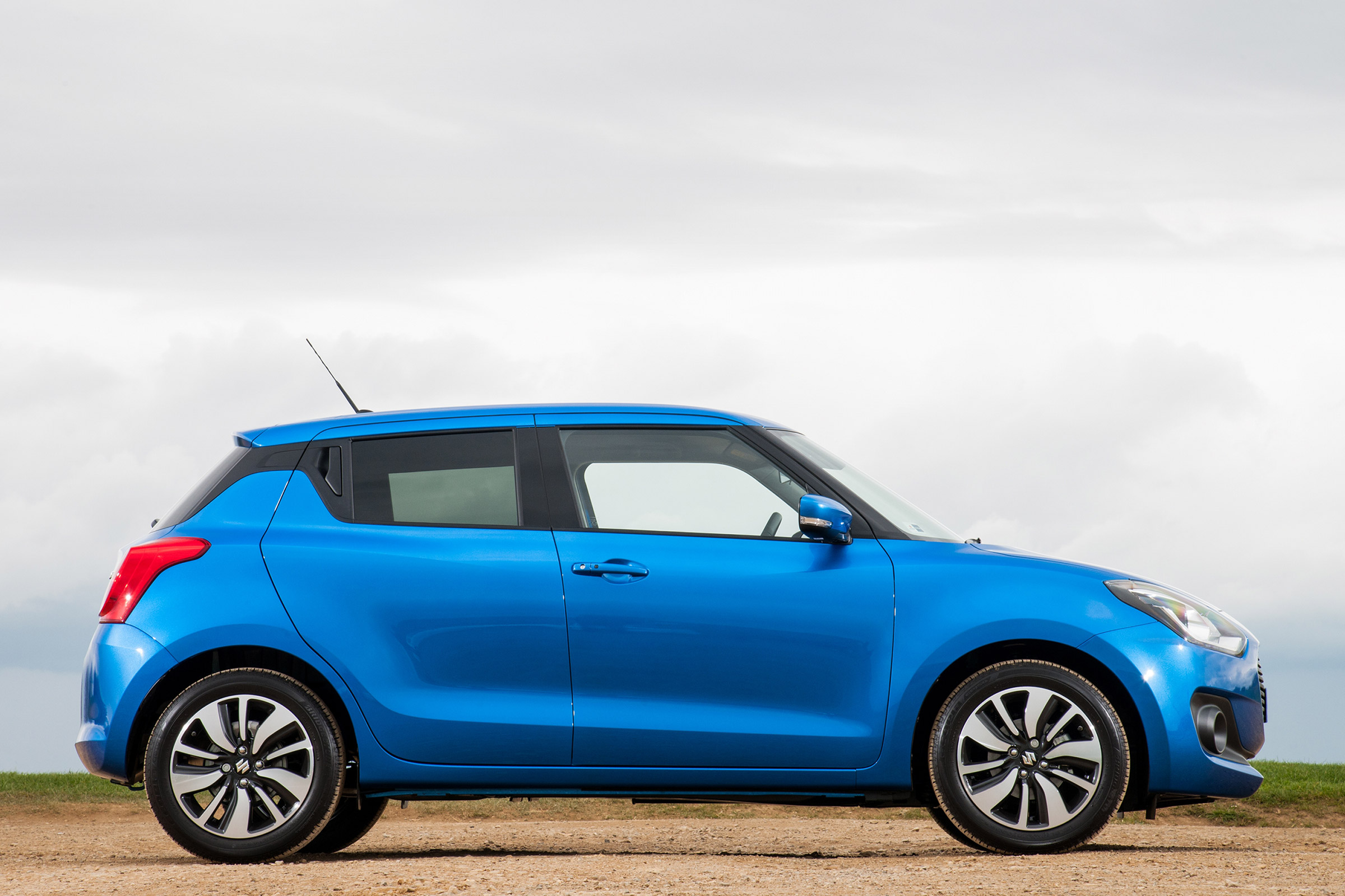 Suzuki Swift Allgrip - side static