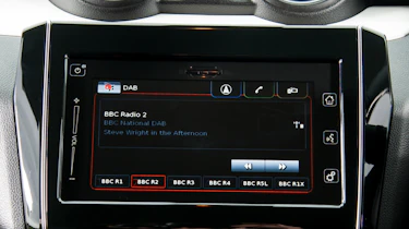 Suzuki Swift Allgrip - infotainment screen