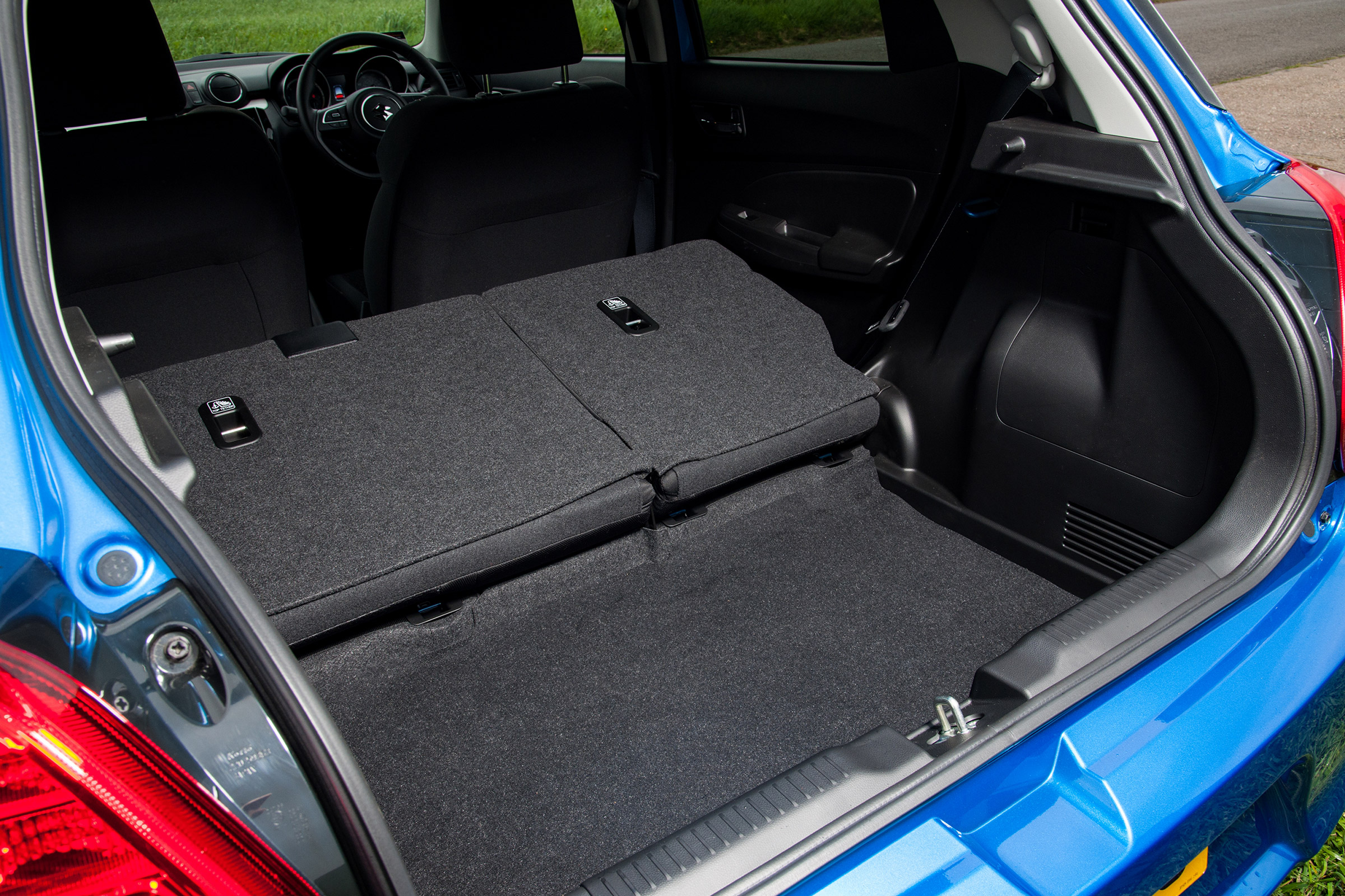 Suzuki Swift Allgrip - boot