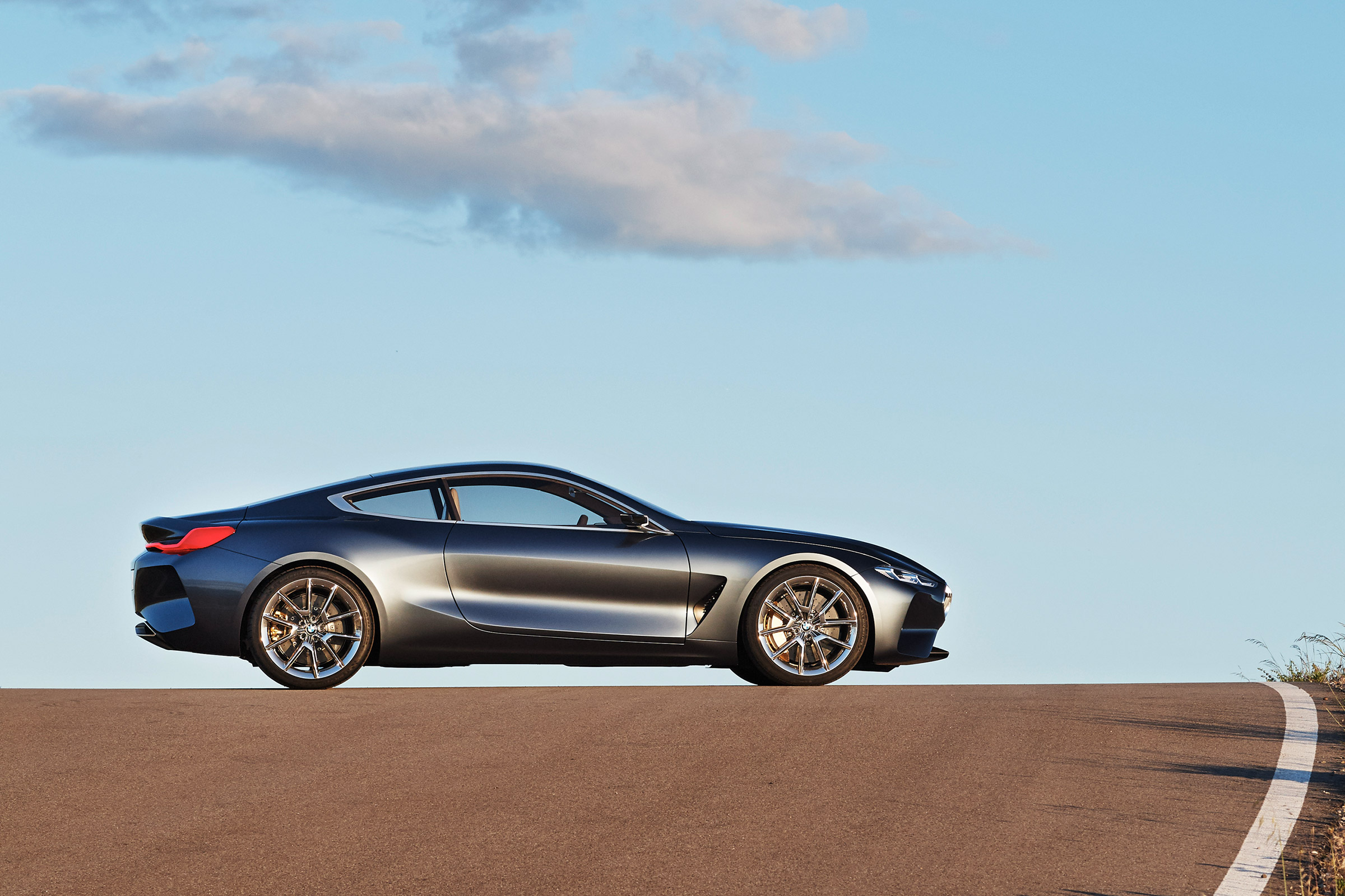 BMW Concept 8 Series - side