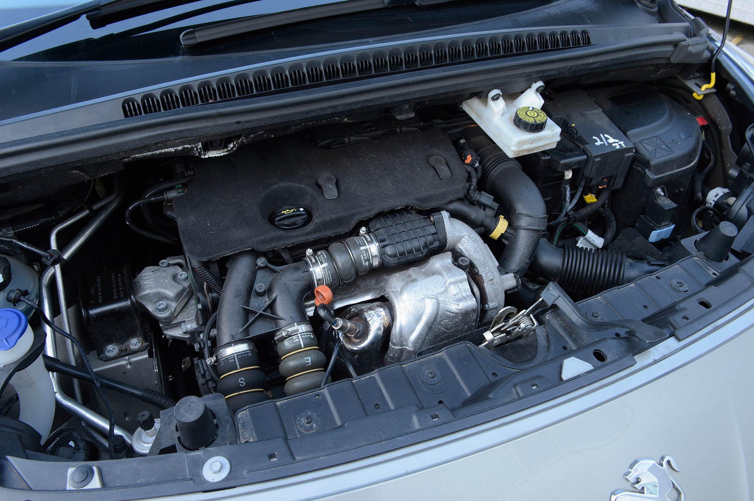Used Peugeot 3008 - engine