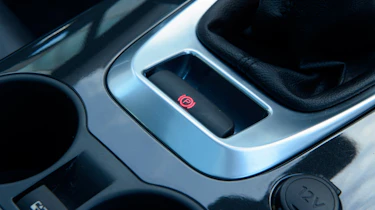Used Peugeot 3008 - parking brake