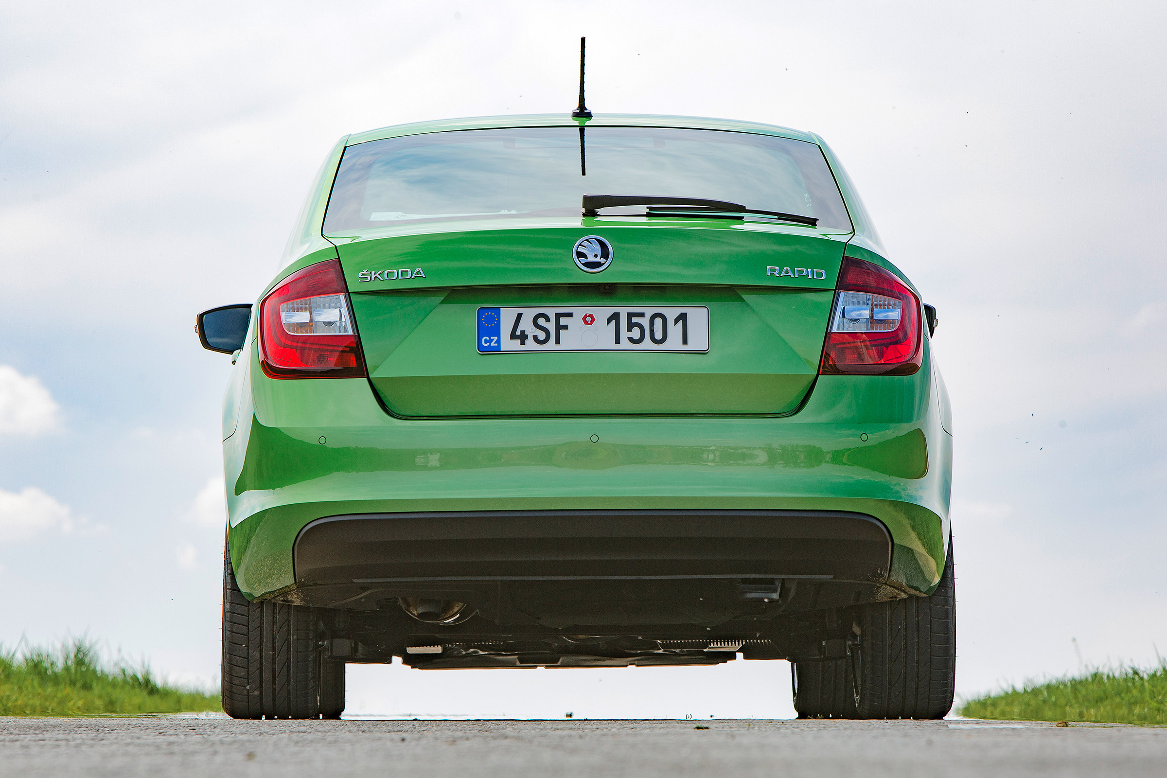 Skoda Rapid - full rear static