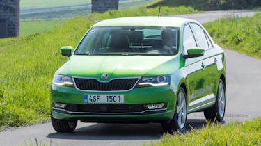 Skoda Rapid - front cornering