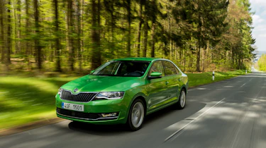 Skoda Rapid - front tracking