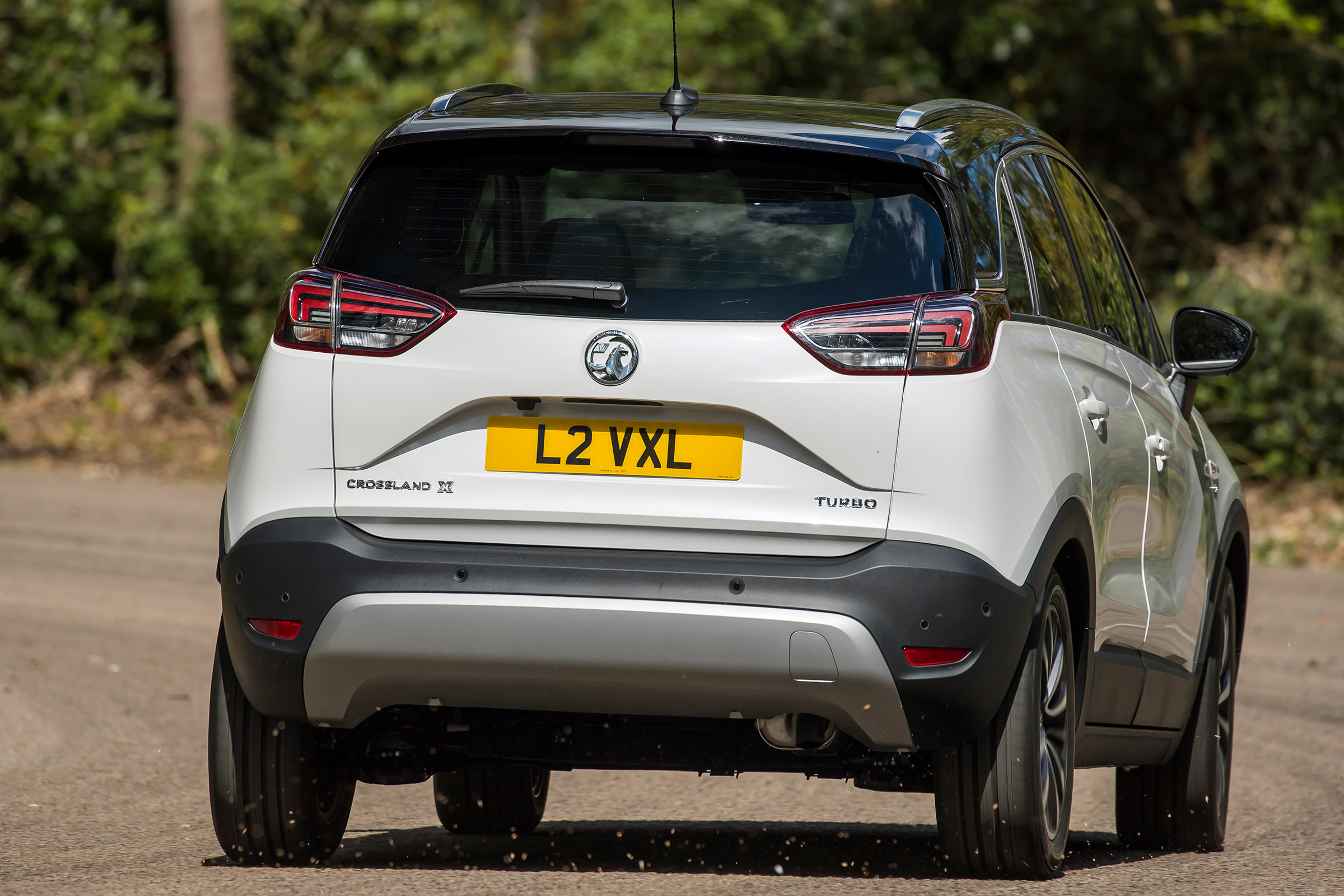 Vauxhall Crossland X - rear