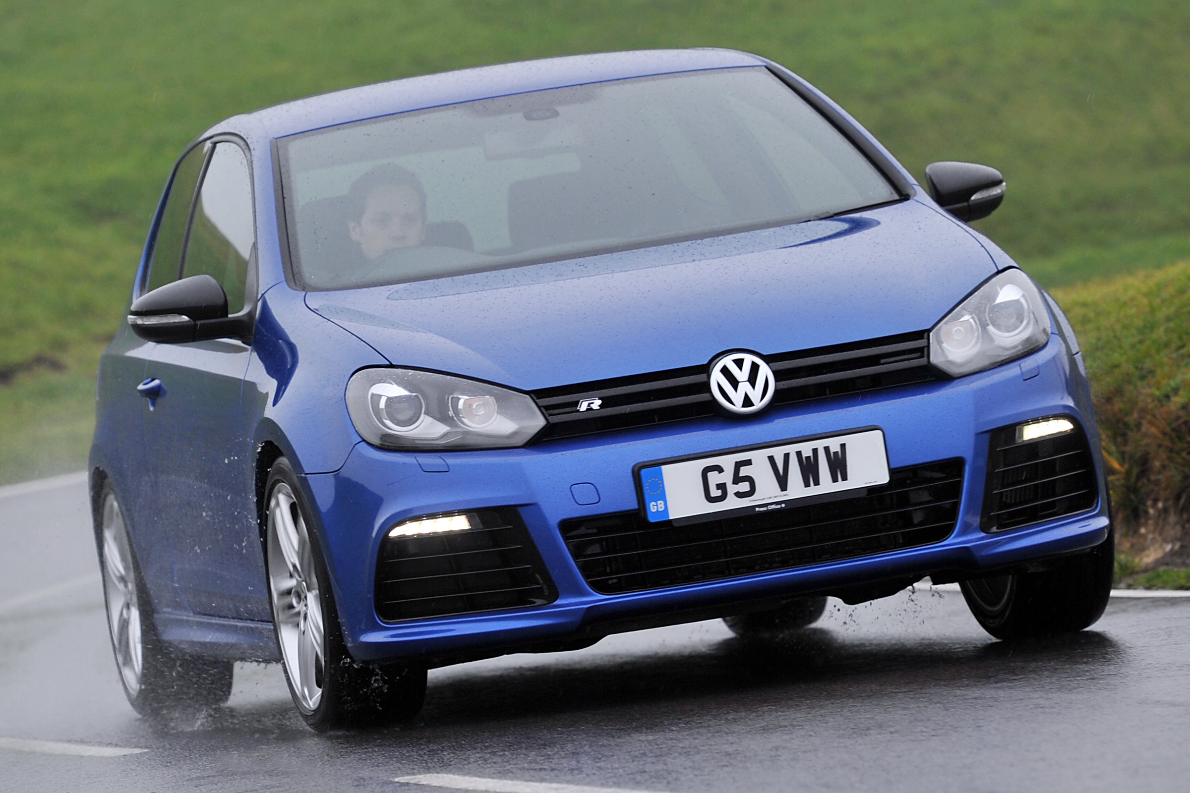 Best cheap hot hatches and performance cars - Volkswagen Golf R