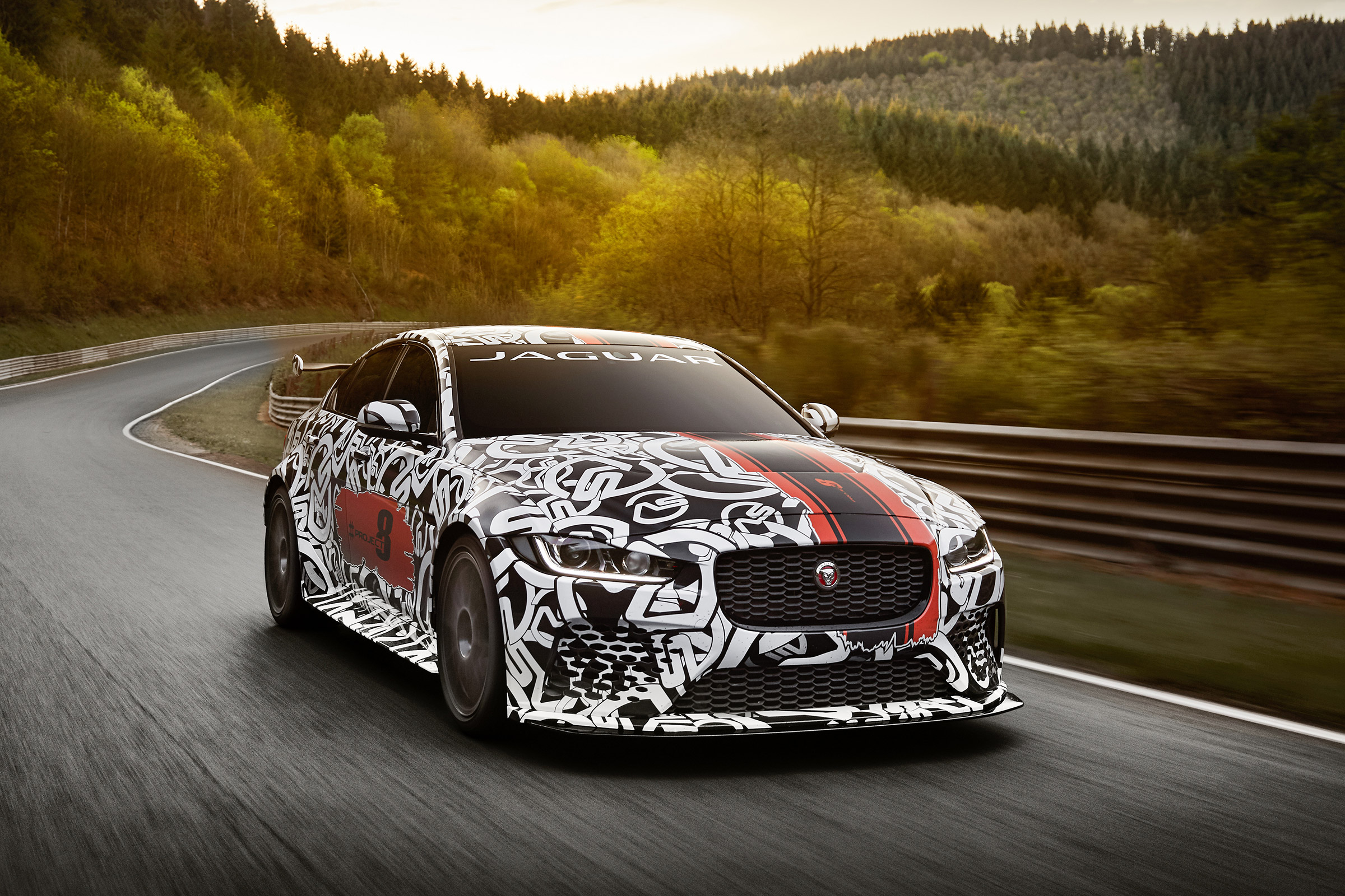 Jaguar XE SV Project8 - front tracking
