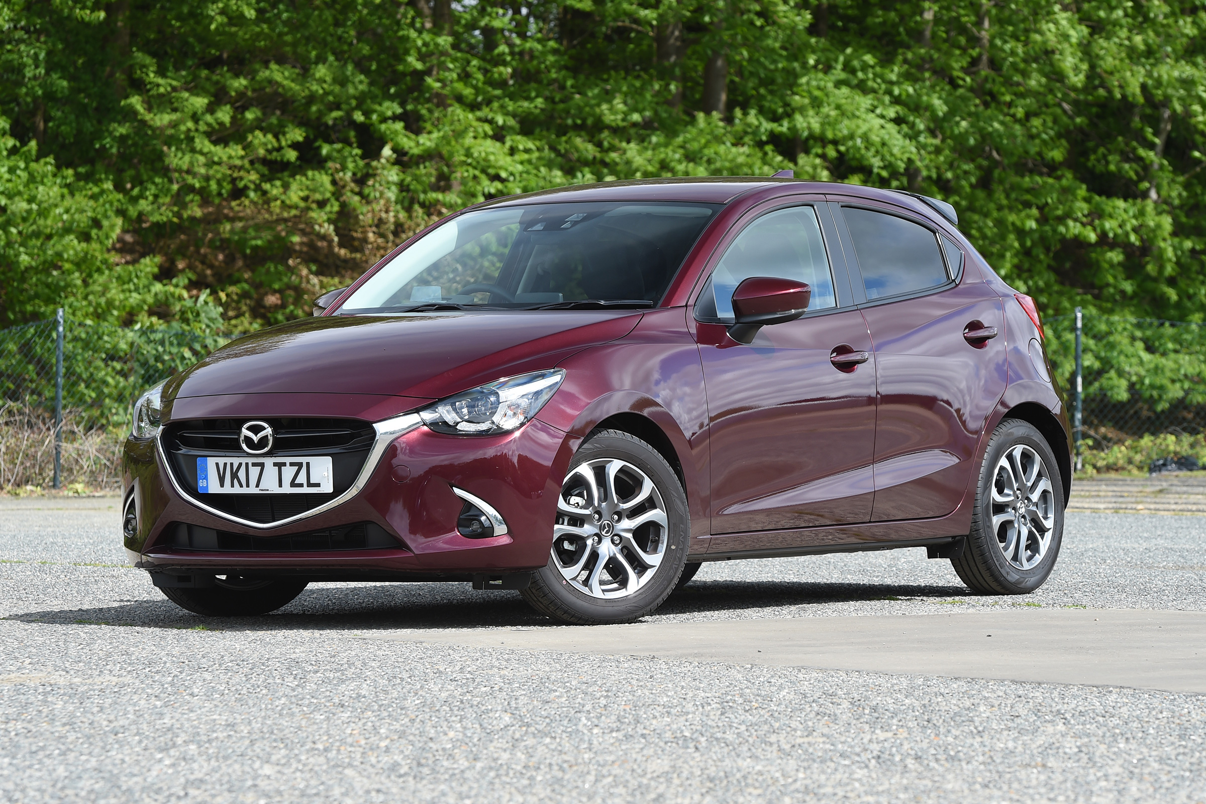 Mazda 2 - front