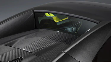 McLaren 570S Spider - roof closed
