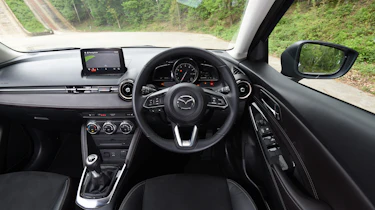 Mazda 2 - steering wheel