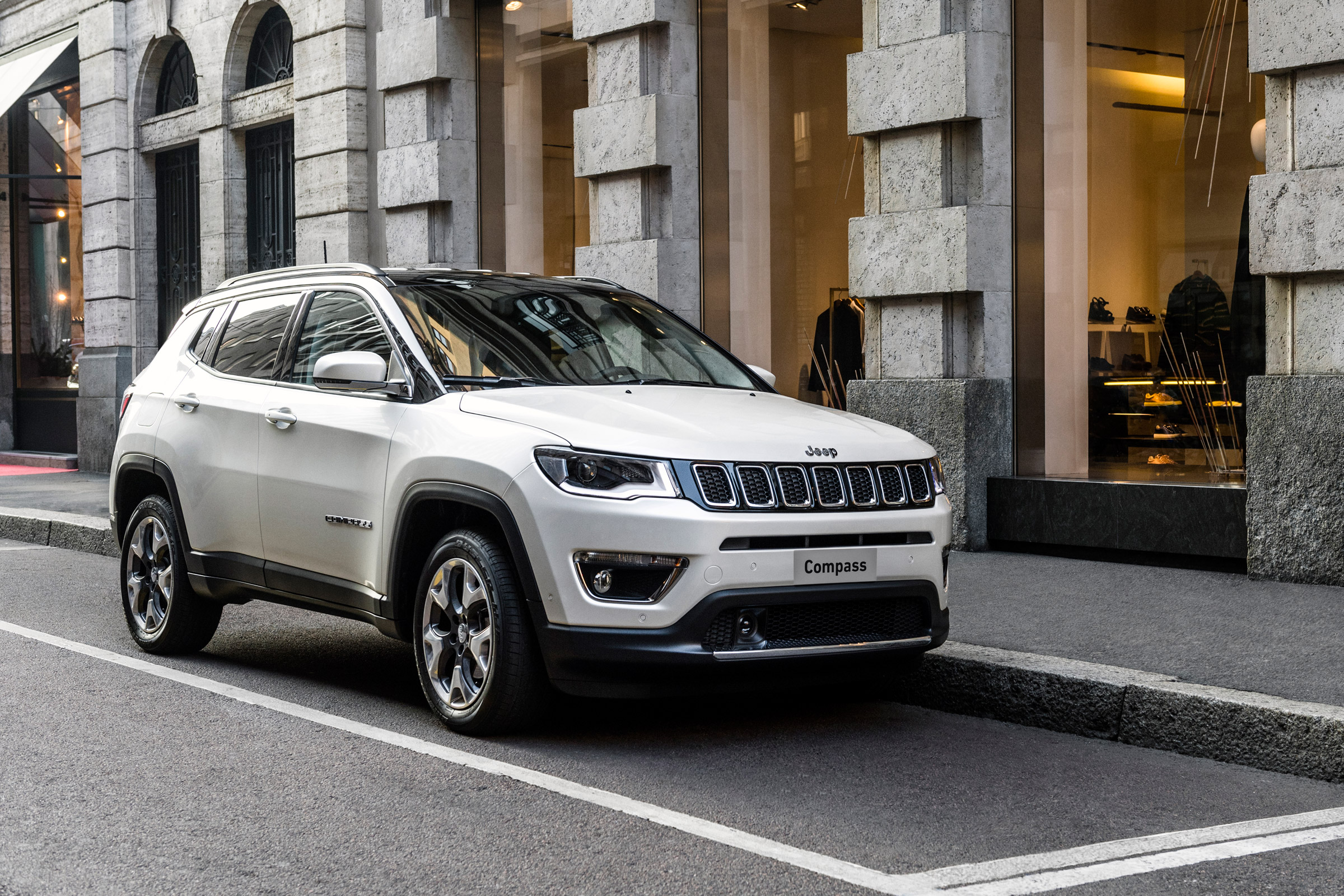 2017 Jeep Compass - front quarter town