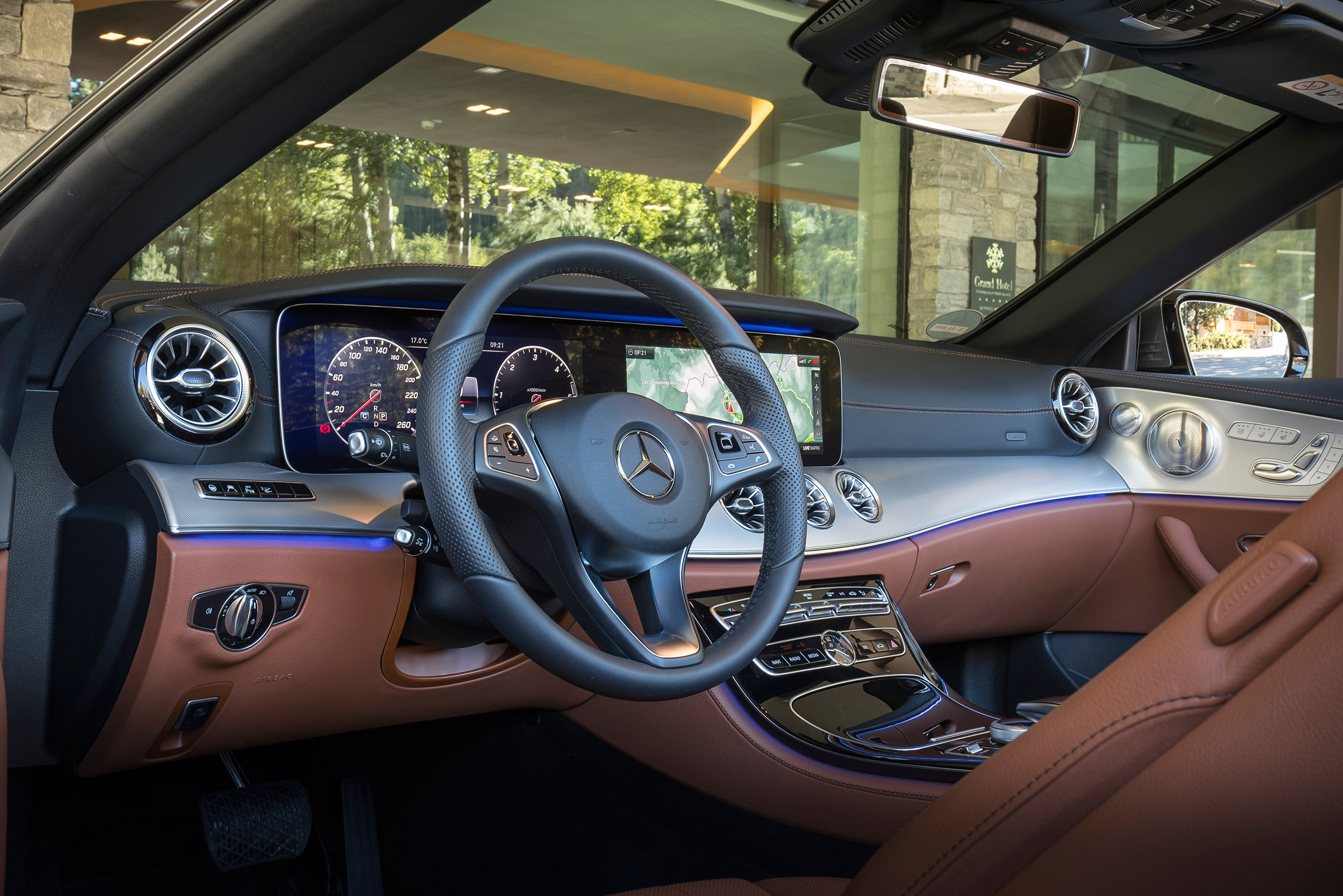 Mercedes E-Class Cabriolet - dash