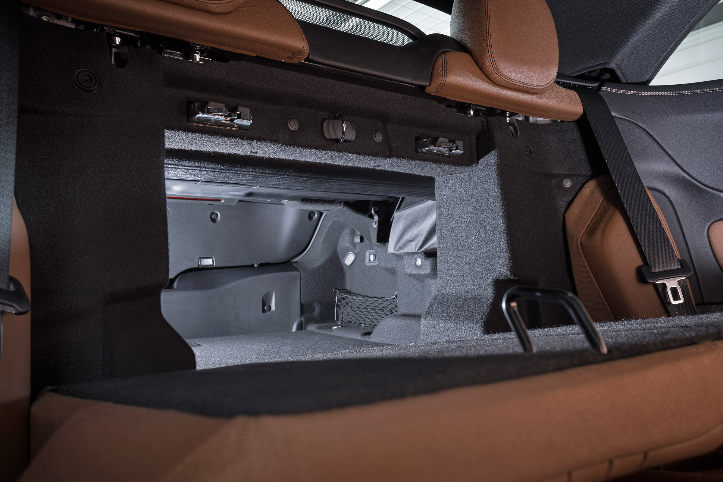 Mercedes E-Class Cabriolet - boot