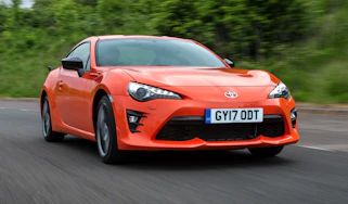 Toyota GT86 Orange Edition - front