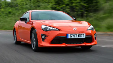 Toyota GT86 Orange Edition - front