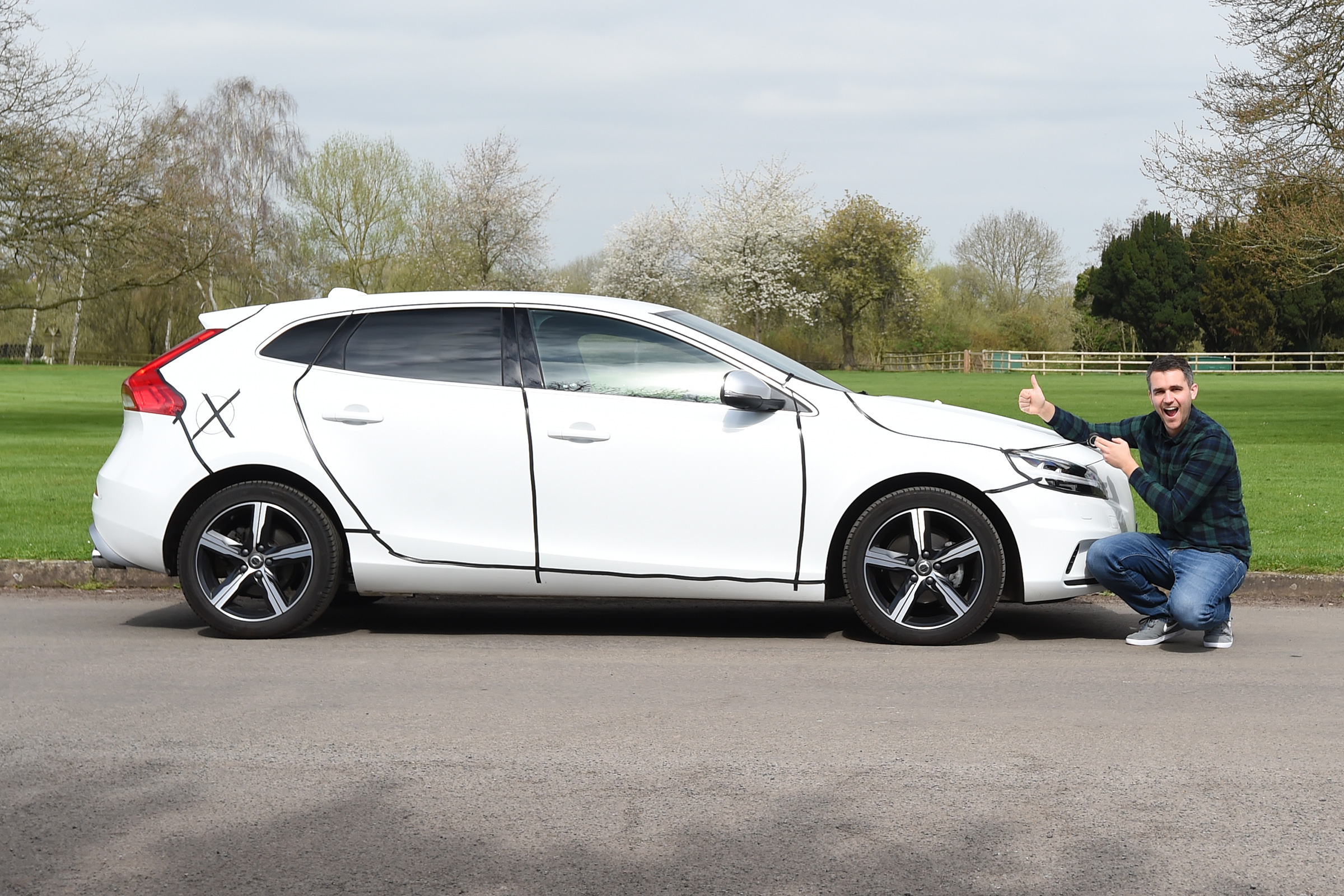 Volvo V40 - side