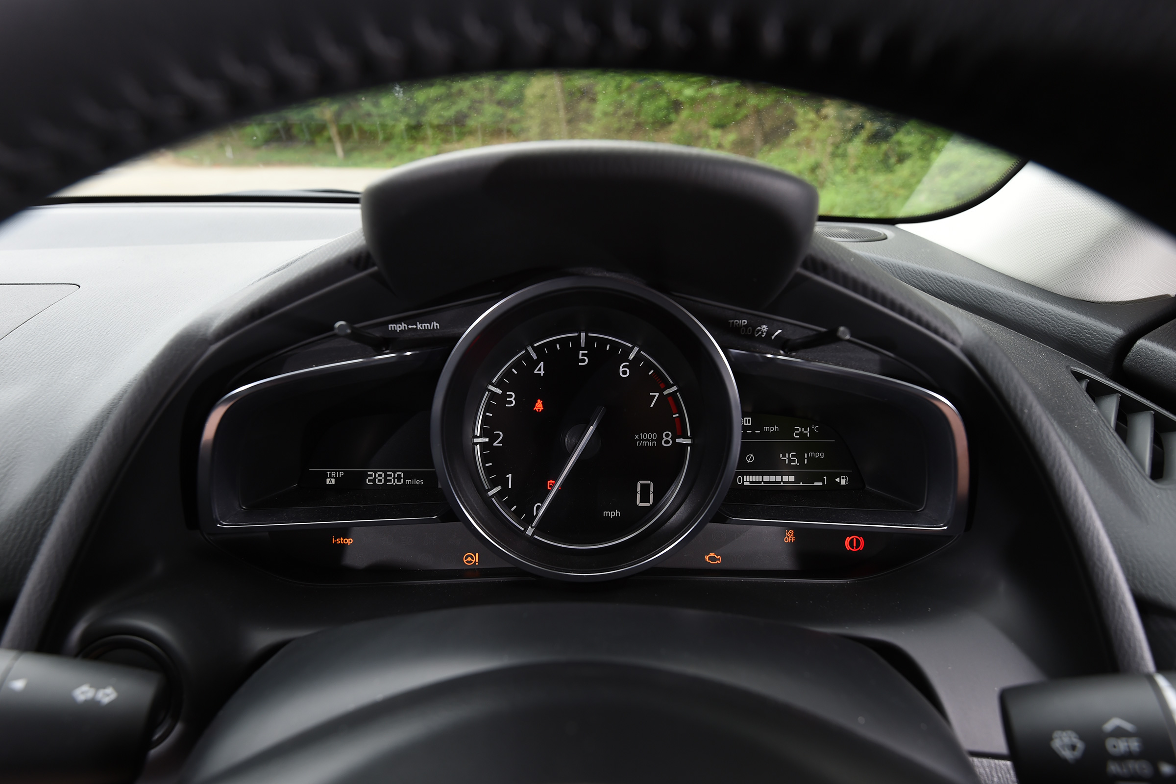 Mazda 2 - dashboard