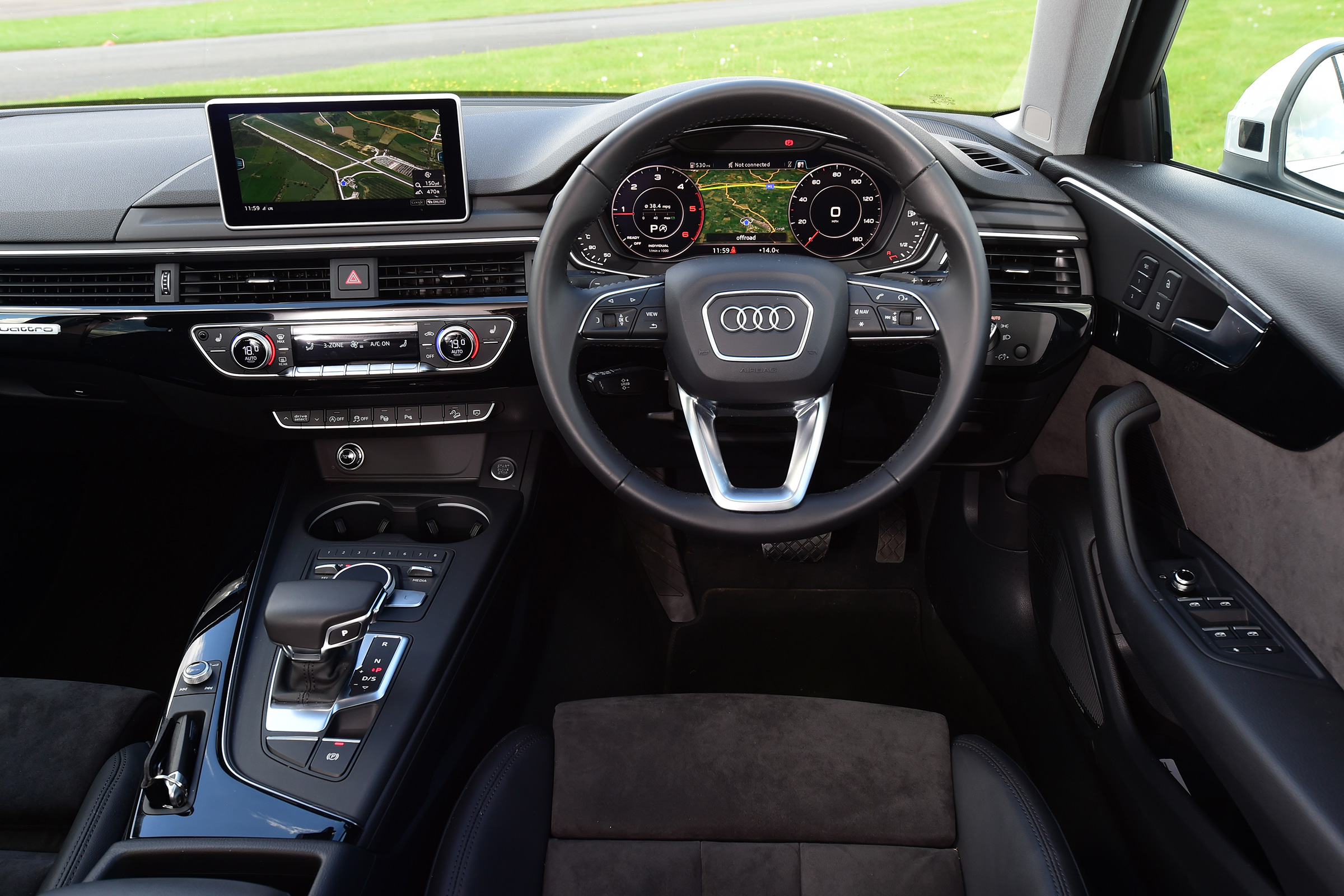 Audi A4 Allroad - interior