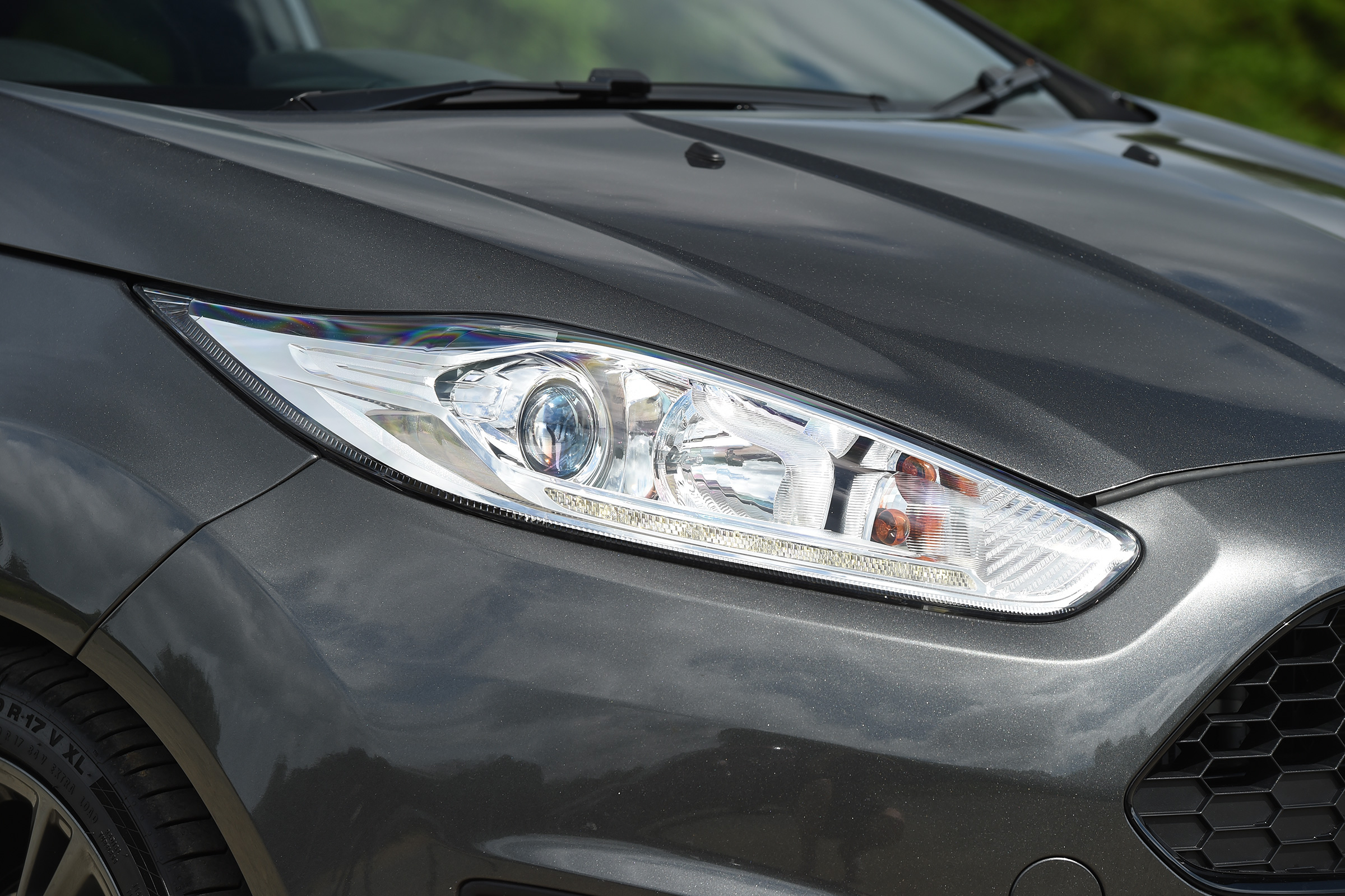 Ford Fiesta - headlight