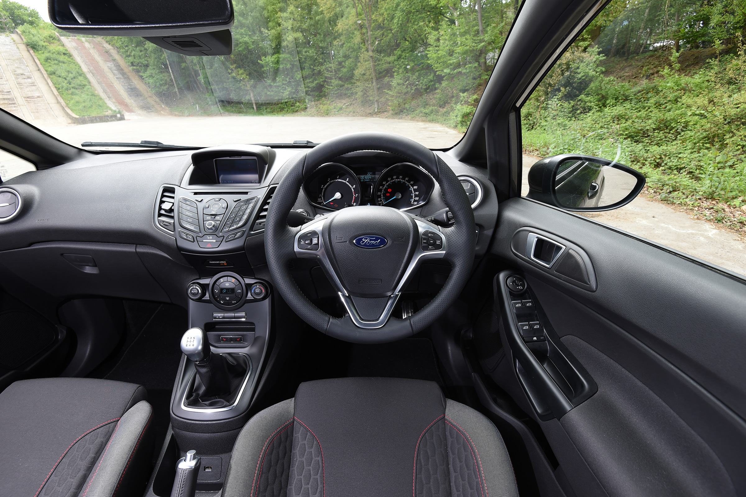 Ford Fiesta - interior