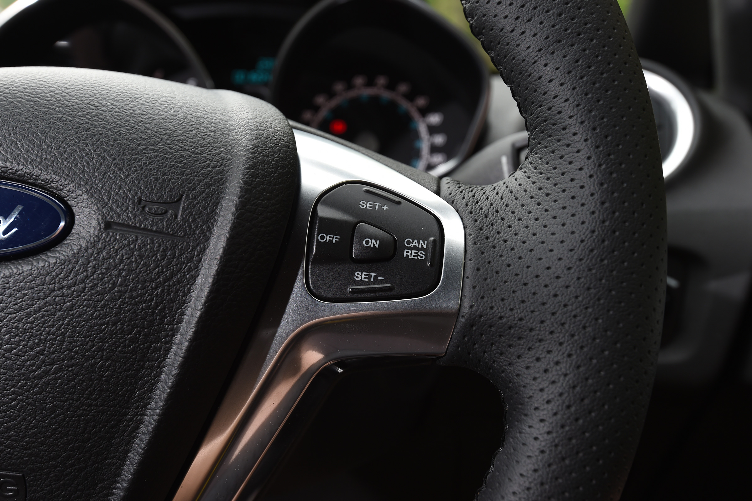 Ford Fiesta - steering wheel